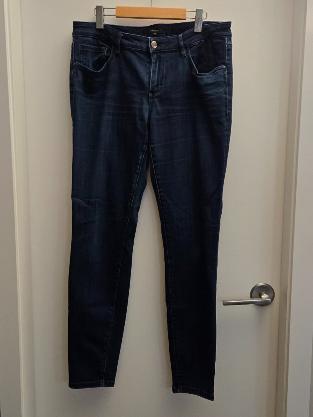 RW&CO Dark Wash Skinny Jeans – Size 31